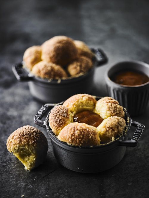 Sweet Curried Monkey Bread Recipe | Everdure by Heston – Everdure Outdoor Appliances