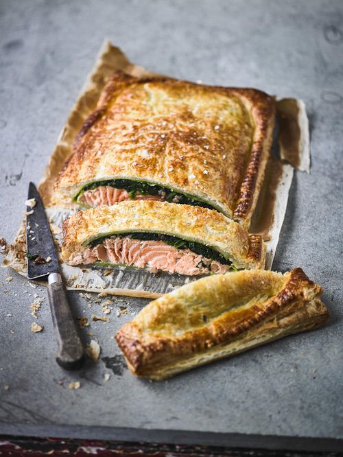 Salmon wellington