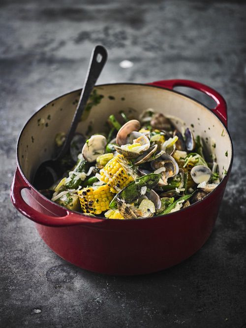 Clam Bake In A Basket Recipe | Everdure by Heston Blumenthal
&ndash; Everdure Outdoor Appliances